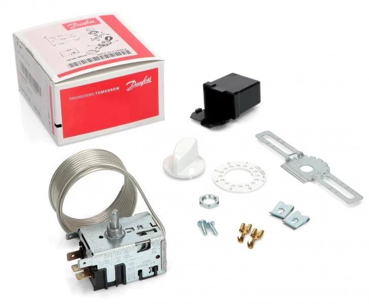 216FR43 Терморегулатор 077B7008 Danfoss